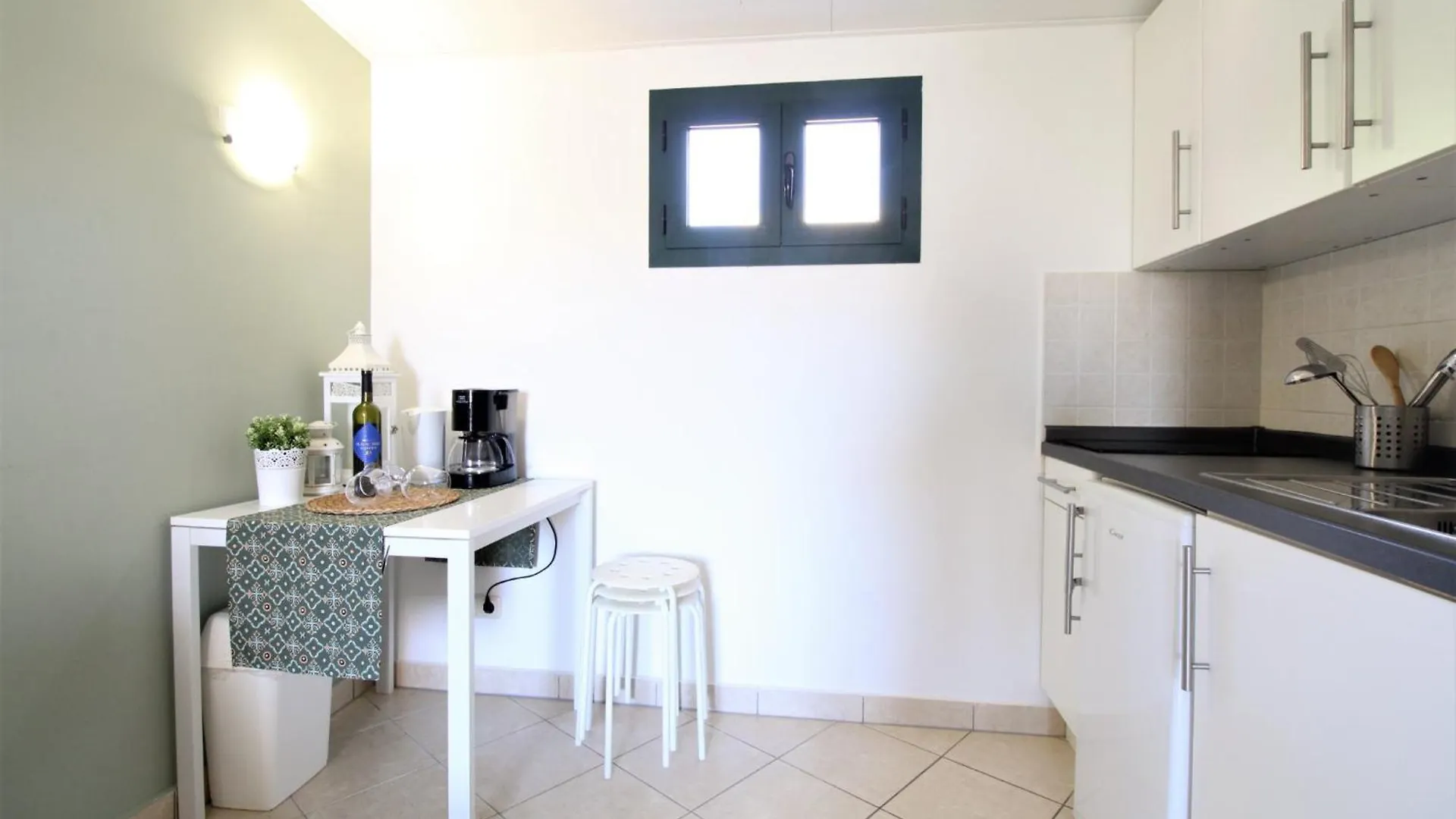 Apartments Frideric Pag Town