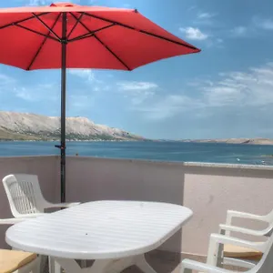 Apartament Petros Pag, Pag Town